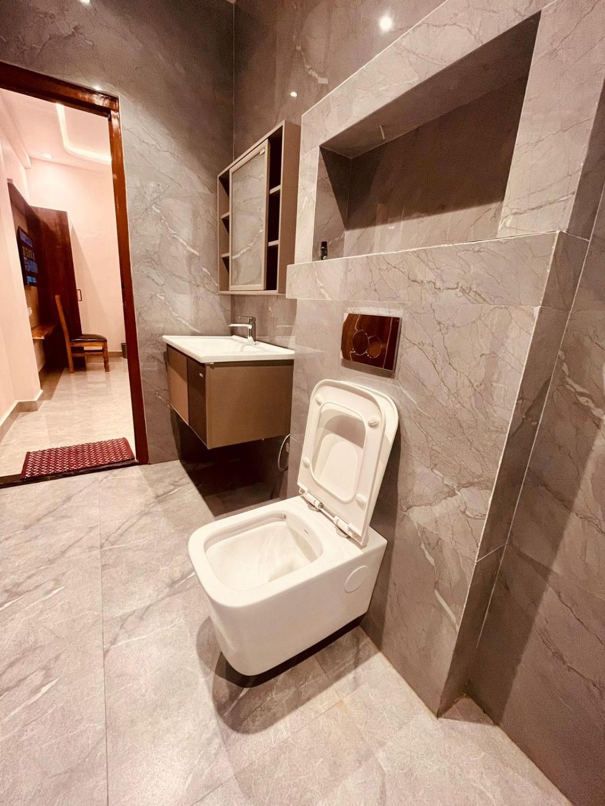 Hotel Ram Anandam Inn Faizabad Exterior photo